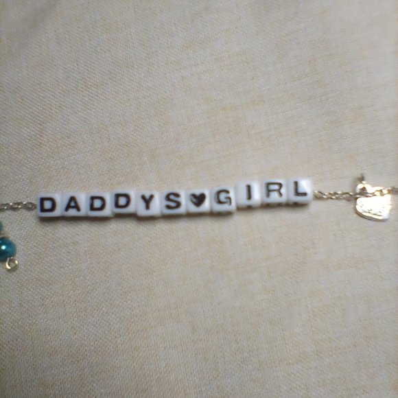 women/ girls - Picture 2 of 2